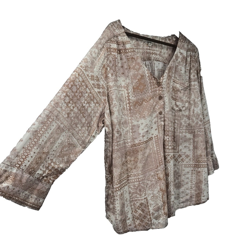 Boho peach cream patchwork plus‎ size blouse flowy V neck button 3x soft 28 ptp